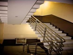Cebu Fiesta Business Suites Exterior photo